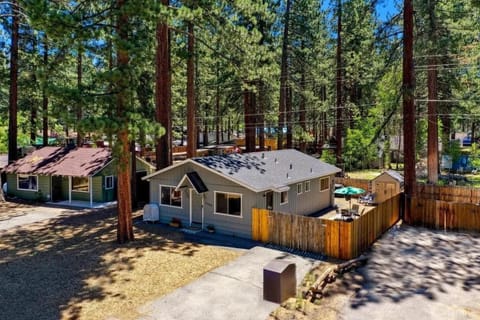 3300 Cape Horn home House in Al Tahoe