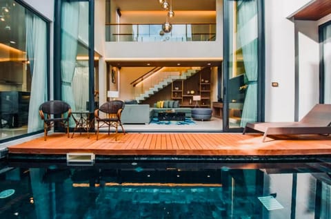 Living room, Swimming pool