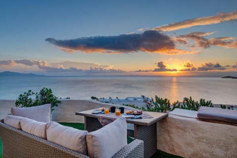 Living room, Sea view