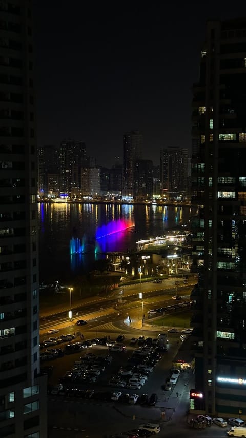 سرير مفرد - شقة فندقية - الشارقة Hostel in Al Sharjah