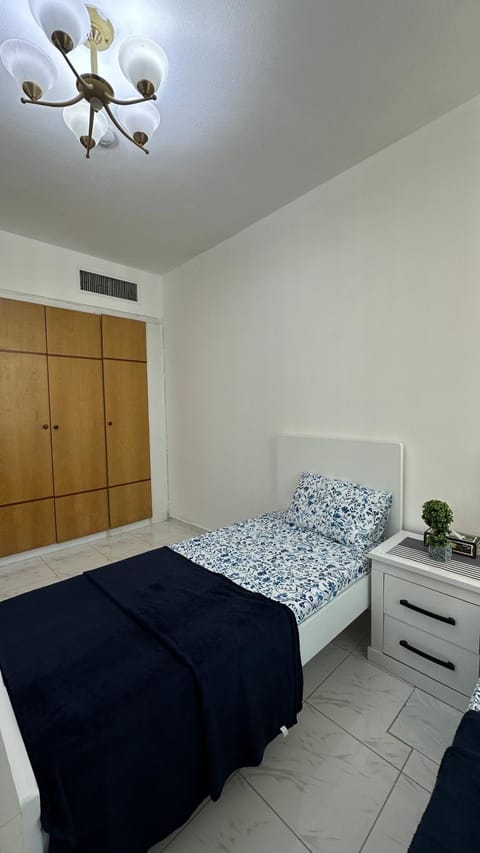 سرير مفرد - شقة فندقية - الشارقة Hostel in Al Sharjah