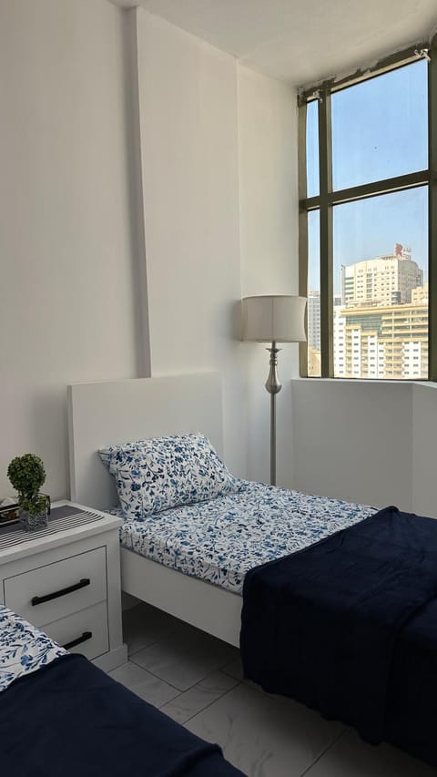 سرير مفرد - شقة فندقية - الشارقة Hostel in Al Sharjah