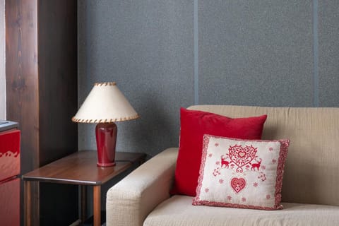 -GARDEN HOME- 700m SKILIFT - PARKING - DOWNHILL Apartment in Bardonecchia