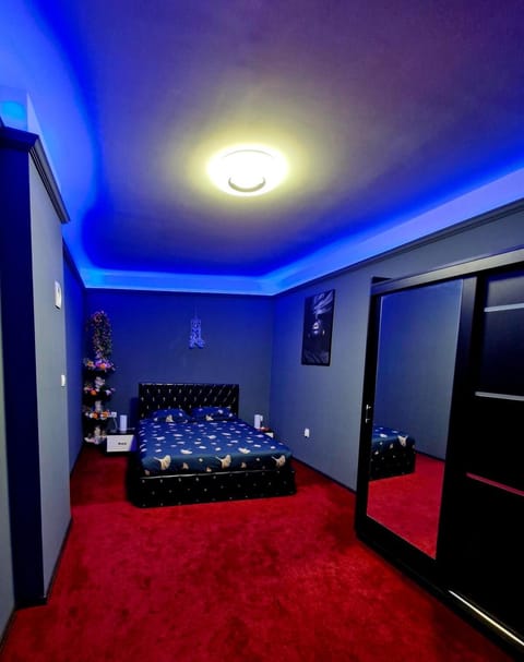 Jacuzzi LED Ambience Luxury Villa in Craiova