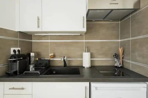 Appartement moderne & cosy Suresnes Apartment in Suresnes