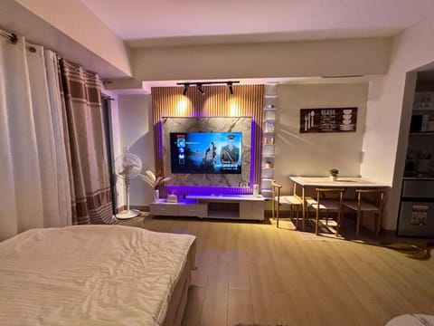 Bed, TV and multimedia