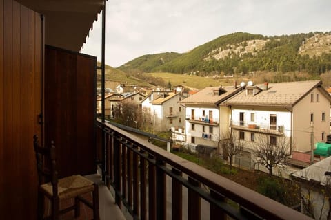 Relax in Residence con parcheggio -3min Centro- Apartment in Pescasseroli