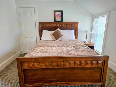 Gulf Stream House - Hammondsport Getaway Apartment Unit 11 Apartment in Hammondsport