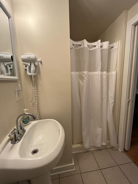 Gulf Stream House - Hammondsport Getaway Unit 12 Apartment in Hammondsport