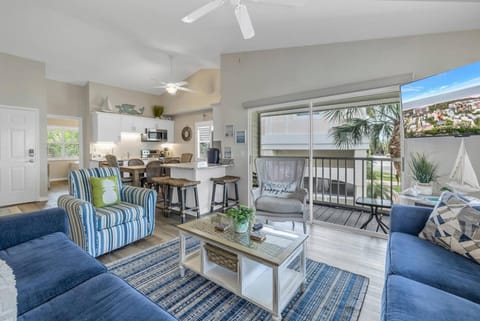 Living room, Seating area, Evening entertainment