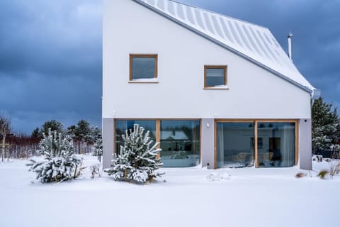 Property building, Winter