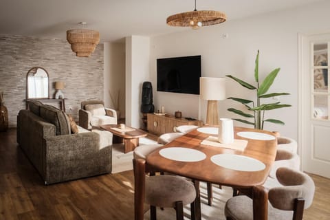 Communal lounge/ TV room