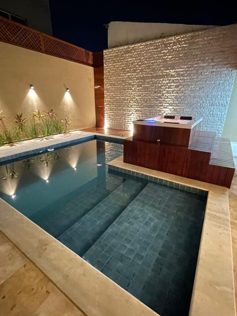 Hot Tub, Balcony/Terrace, Swimming pool