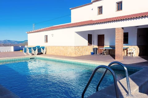 Property building, Patio, Natural landscape, Mountain view, Pool view, Swimming pool, sunbed