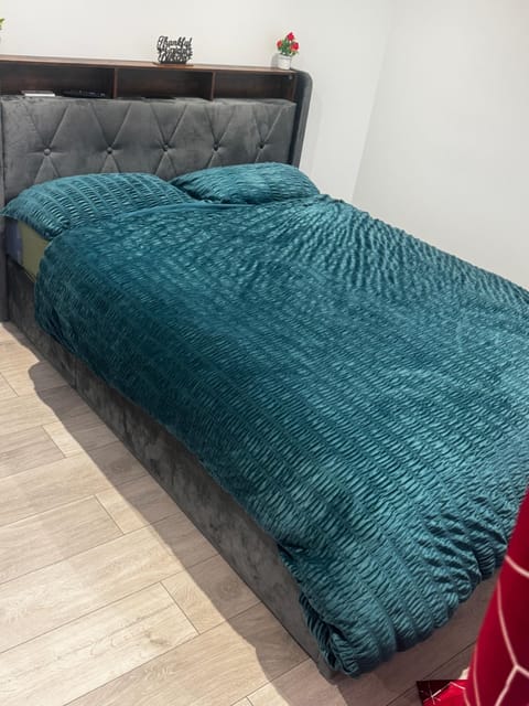 Executive Private Space Bed and Breakfast in Bedford