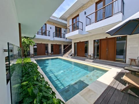 Mahesa Seminyak Bed and Breakfast in Kuta