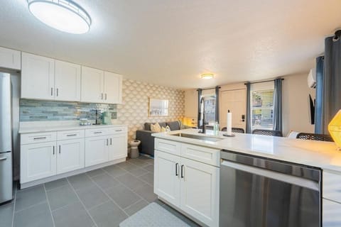 Beachside Bliss -Unit 1 - Walk to Ocean & Restaurants House in Jacksonville Beach