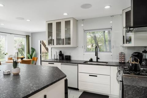 Serene Oasis Near Rock River House in Rockford