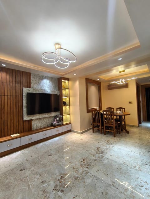 TV and multimedia, Living room, Dining area