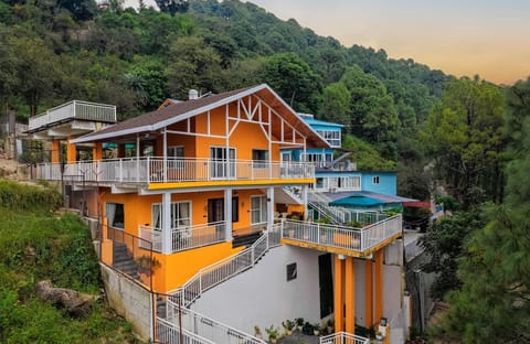 Property building, Balcony/Terrace