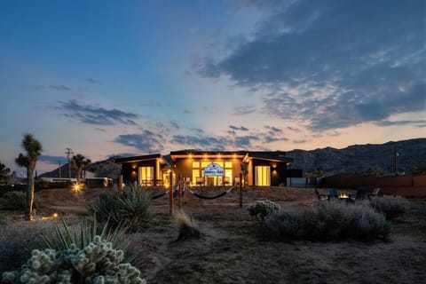 The Tree House By The Cohost Company Apartment in Joshua Tree