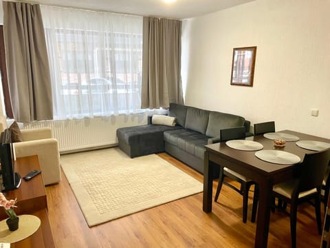 The Cozy Spot by the Ski Lift Gondola by SI Stay Apartment in Bansko