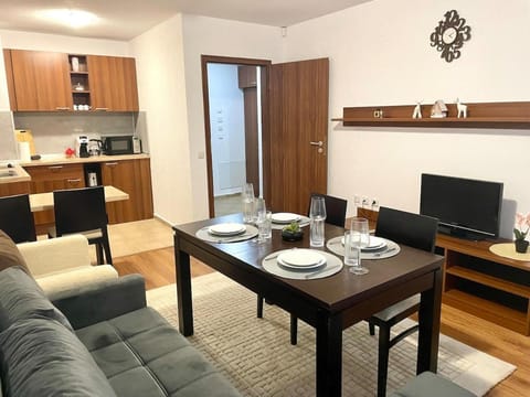 The Cozy Spot by the Ski Lift Gondola by SI Stay Apartment in Bansko