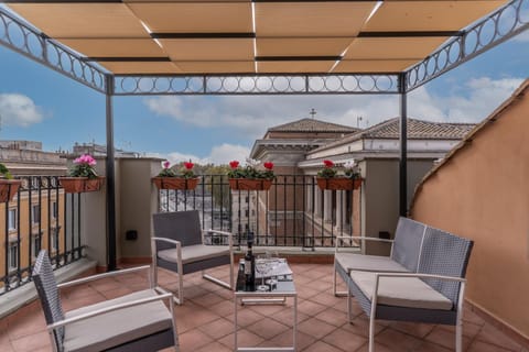 Patio, View (from property/room), Balcony/Terrace