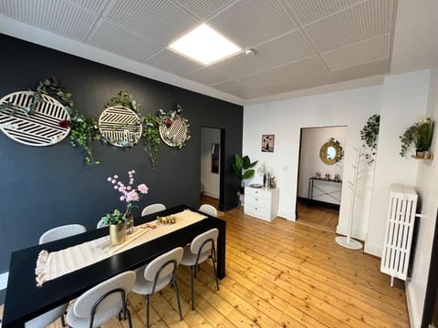 Le 84-Appartement 5 min de Strasbourg centre-8 personnes- kids friendly, jeux, arcade, flechettes Apartment in Strasbourg
