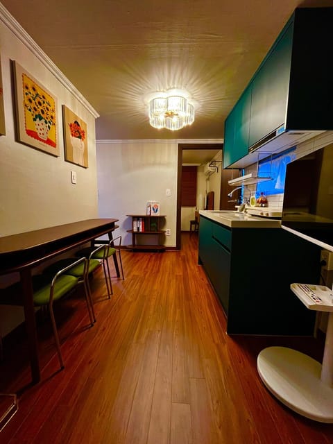 TV and multimedia, Kitchen or kitchenette, Living room, Dining area