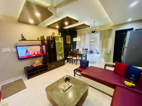 Communal lounge/ TV room, TV and multimedia, Living room