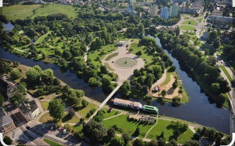 City view, Landmark view, River view, Street view