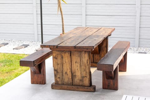 5 Bedroom Family Home with Private Apartment House in Hermanus