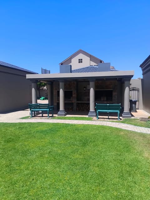 BBQ facilities, Garden