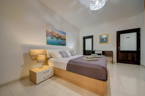 A unique and charming two bedroom apartment in St Julians Apartment in Saint Paul's Bay