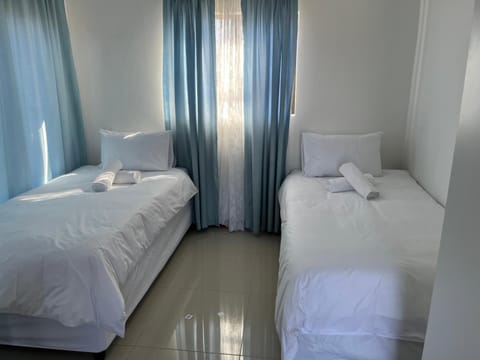 SNE Travellers House in Cape Town