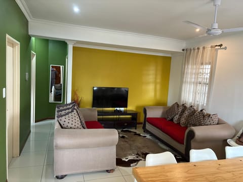 SNE Travellers House in Cape Town