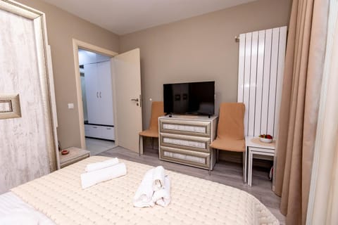 TV and multimedia, Bedroom