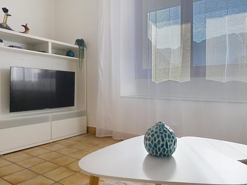 TV and multimedia, View (from property/room), Living room