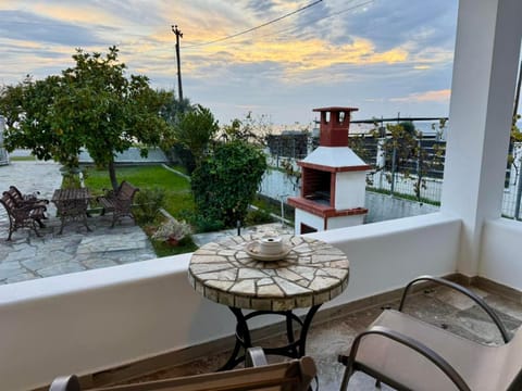 BBQ facilities, Balcony/Terrace