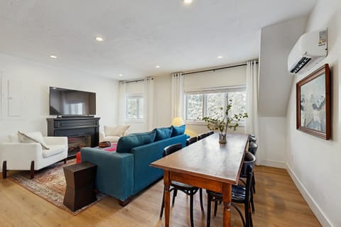 Mill Brook Retreat - Unit 2 Apartment in Waitsfield