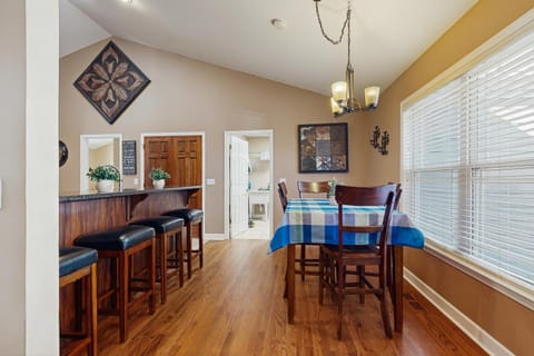 Hendersonville Hideaway House in Hendersonville