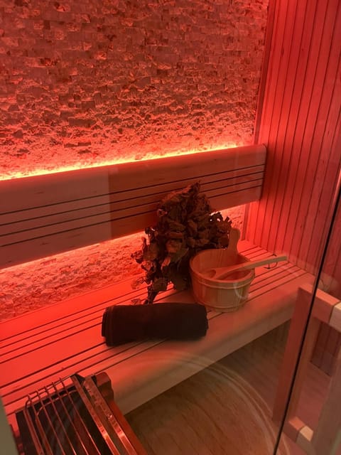 Duplex 7 avec Spa Privé Bed and Breakfast in Liège