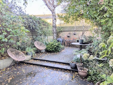 Garden, Garden, Garden view