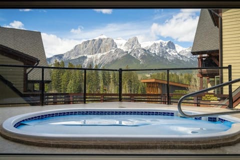 Hot Tub, Hot Tub
