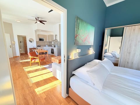 Bed, Kitchen or kitchenette, Living room, Photo of the whole room, Bedroom, towels, wardrobe, kitchen