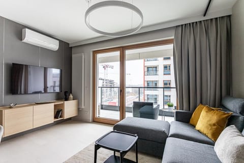 TV and multimedia, Living room, air conditioner