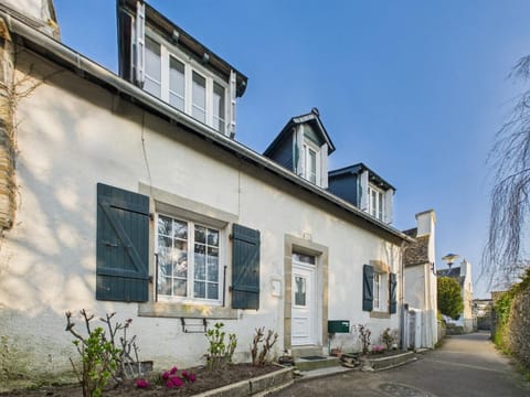 Loki Rivoli Cottage Villa in Locquirec