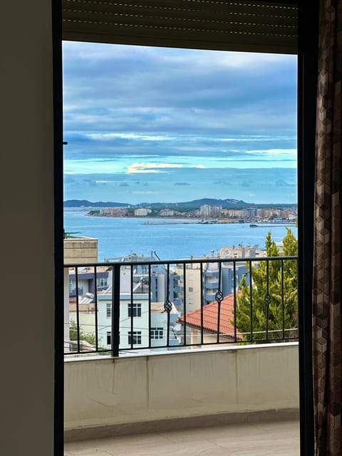 Day, View (from property/room), Balcony/Terrace, City view
