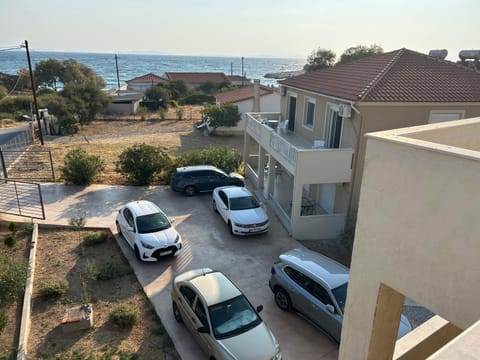 Fotis Apartments Apartment in İzmir Province